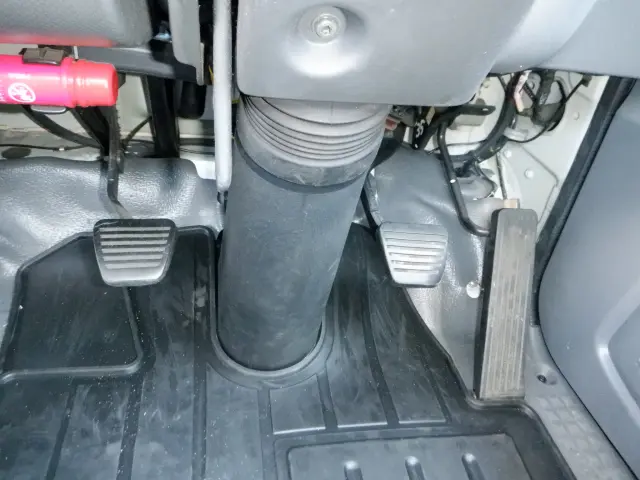 いすゞ エルフ TRG-NPR85AR(2WD)の写真43