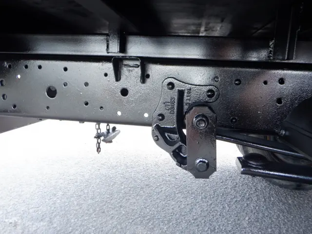 いすゞ エルフ TKG-NPR85AR(2WD)の写真16