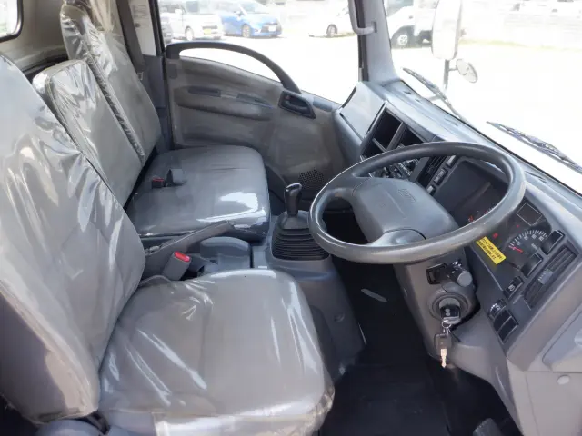 いすゞ エルフ TKG-NPR85AR(2WD)の写真30