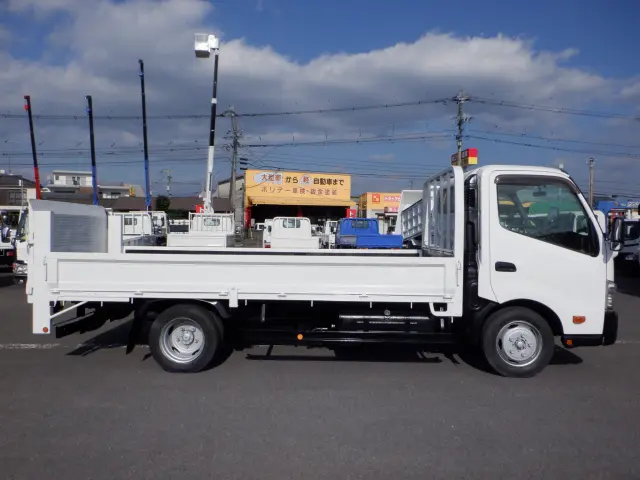 トヨタ ダイナ TKG-XZU710(2WD)の写真15