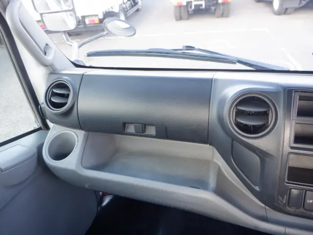 トヨタ ダイナ TKG-XZU710(2WD)の写真37