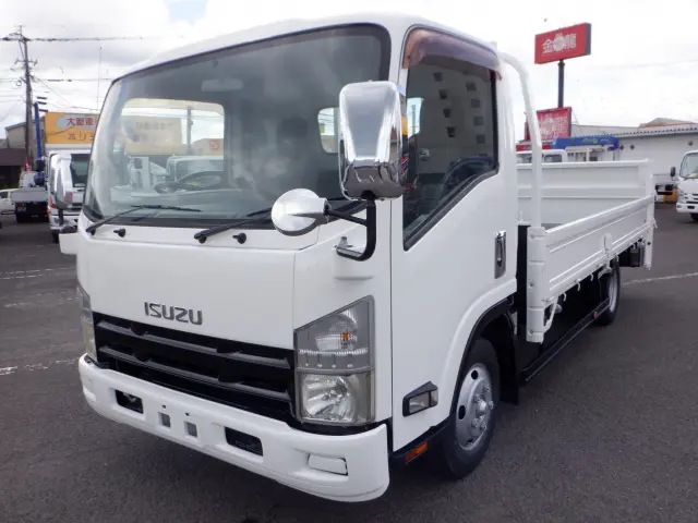 いすゞ エルフ SKG-NNR85AR(2WD)の写真1