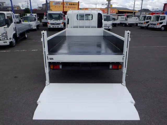 いすゞ エルフ SKG-NNR85AR(2WD)の写真3