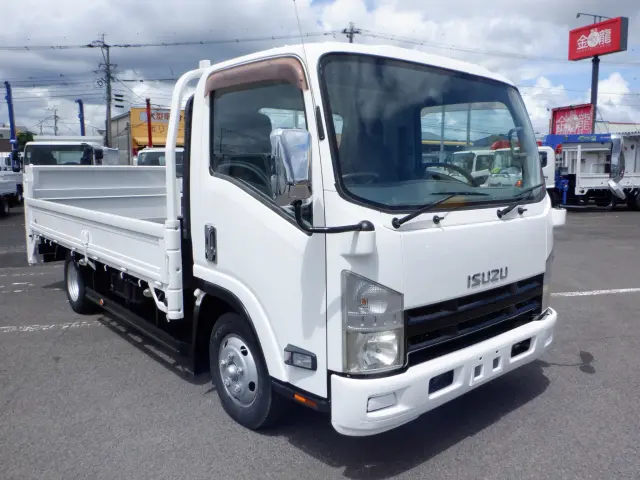 いすゞ エルフ SKG-NNR85AR(2WD)の写真5
