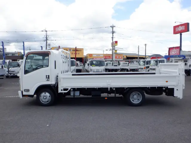 いすゞ エルフ SKG-NNR85AR(2WD)の写真7