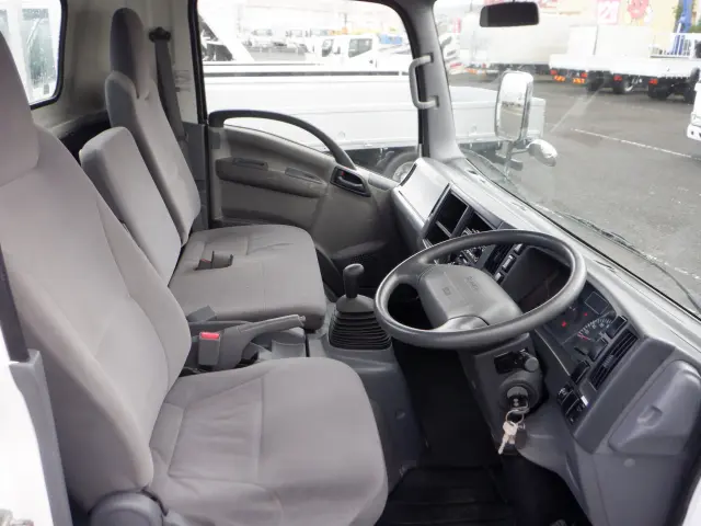 いすゞ エルフ SKG-NNR85AR(2WD)の写真34