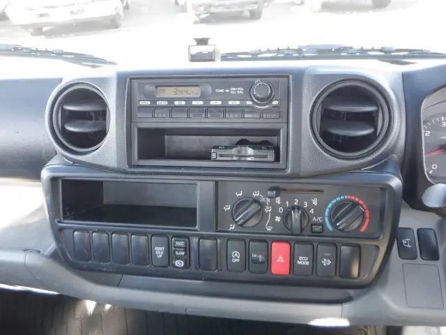 日野 デュトロ TKG-XZU605M(2WD)の写真39