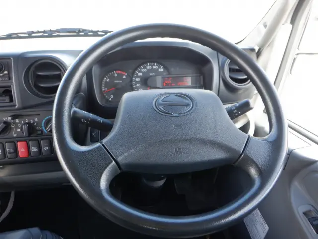 日野 デュトロ TKG-XZU605M(2WD)の写真40