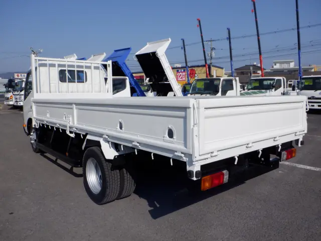 日野 デュトロ SKG-XZU650M(2WD)の写真6