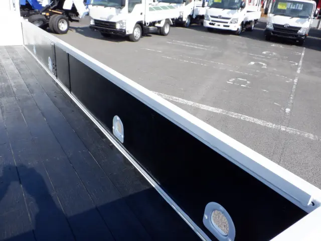 日野 デュトロ SKG-XZU650M(2WD)の写真9