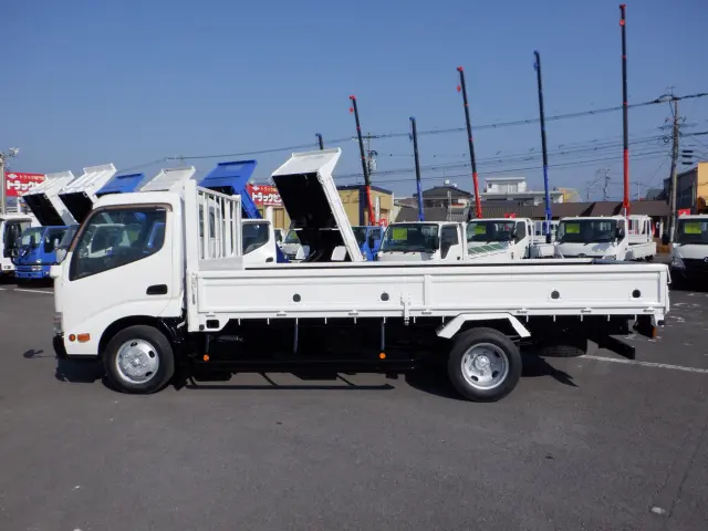 日野 デュトロ SKG-XZU650M(2WD)の写真11