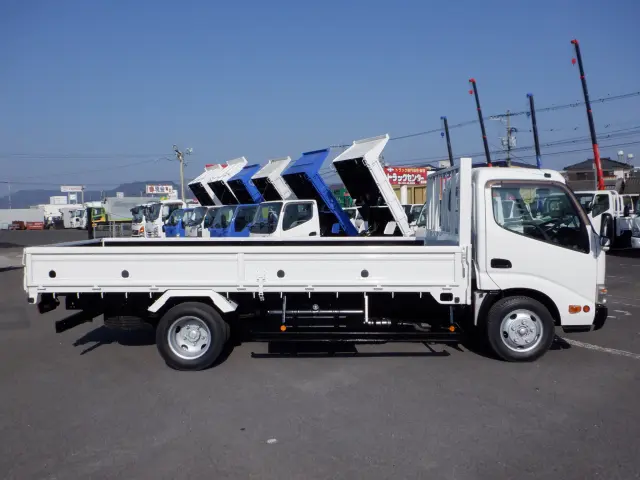 日野 デュトロ SKG-XZU650M(2WD)の写真12