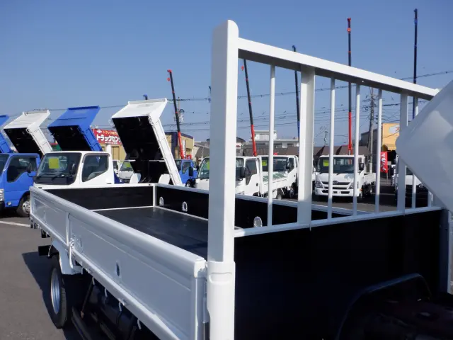 日野 デュトロ SKG-XZU650M(2WD)の写真21