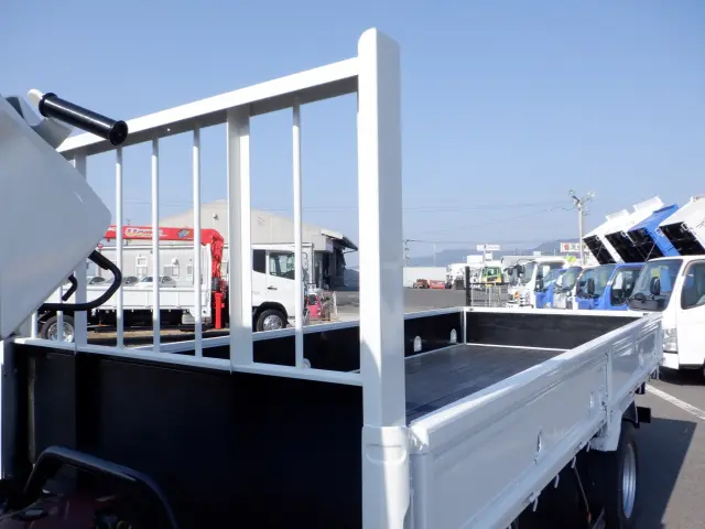 日野 デュトロ SKG-XZU650M(2WD)の写真22