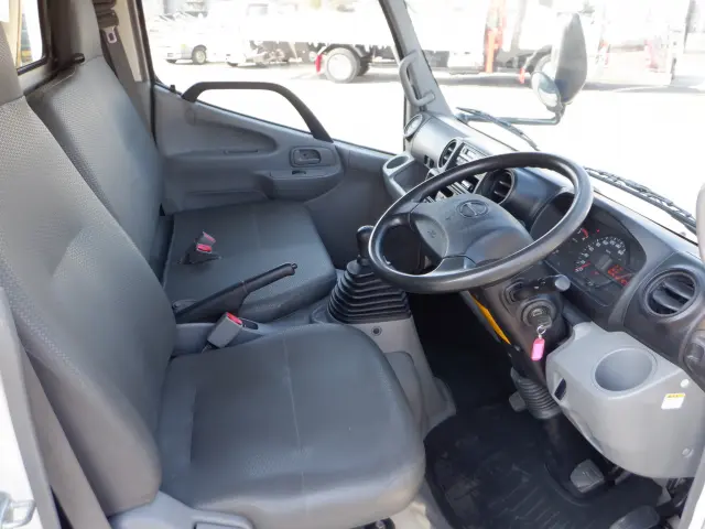 日野 デュトロ SKG-XZU650M(2WD)の写真29