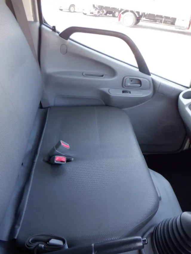 日野 デュトロ SKG-XZU650M(2WD)の写真31