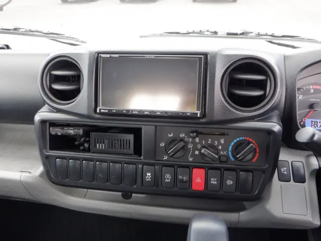 日野 デュトロ TPG-XZC655M(2WD)の写真37