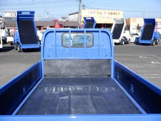 いすゞ エルフ TKG-NKR85A(2WD)の写真3