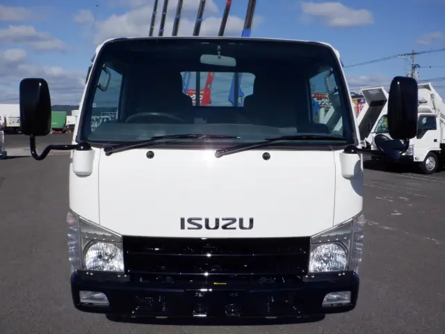 いすゞ エルフ TKG-NKR85A(2WD)の写真4