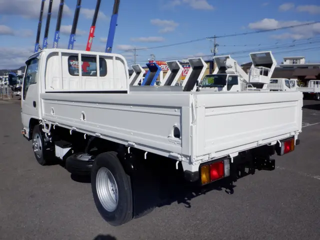 いすゞ エルフ TKG-NKR85A(2WD)の写真6