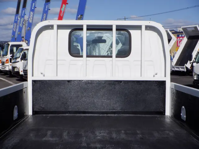 いすゞ エルフ TKG-NKR85A(2WD)の写真7