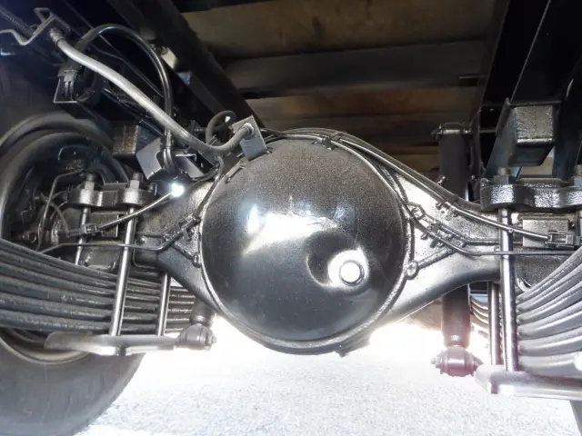 いすゞ エルフ TKG-NKR85A(2WD)の写真15