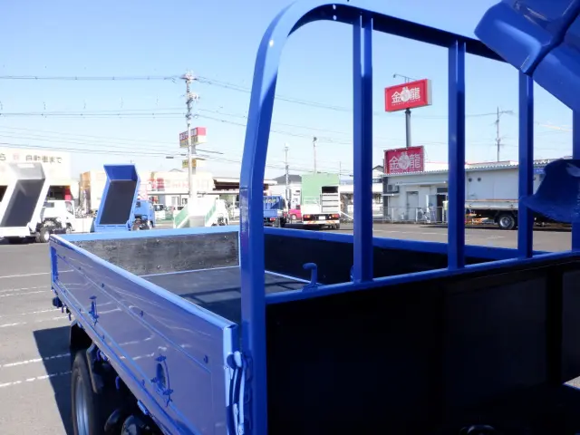 いすゞ エルフ TKG-NKR85A(2WD)の写真24