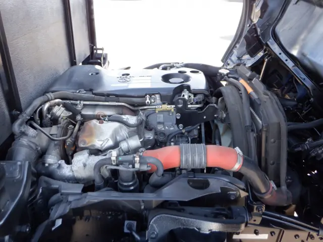 いすゞ エルフ TKG-NKR85A(2WD)の写真24