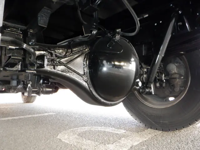 いすゞ エルフ 2RG-NPR88YN(2WD)の写真22