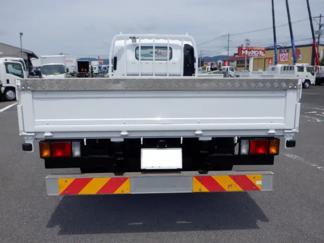いすゞ エルフ 2RG-NPR88YN(2WD)の写真10