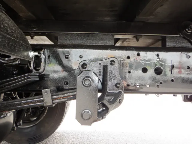 いすゞ エルフ 2RG-NPR88YN(2WD)の写真16
