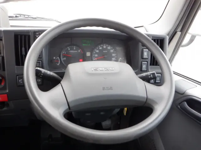 いすゞ エルフ 2RG-NPR88YN(2WD)の写真38