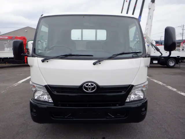 トヨタ ダイナ TKG-XZU710(2WD)の写真4