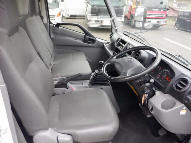 トヨタ ダイナ TKG-XZU710(2WD)の写真30