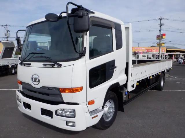 ＵＤ コンドル TKG-MK38L(2WD)の写真1