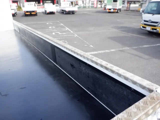 ＵＤ コンドル TKG-MK38L(2WD)の写真9