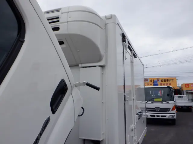 日野 デュトロ TKG-XZC605M(2WD)の写真32