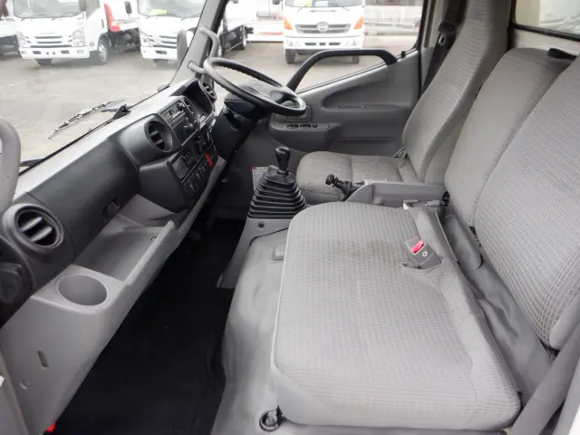 日野 デュトロ TKG-XZC605M(2WD)の写真40