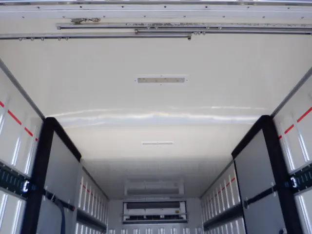 いすゞ エルフ TPG-NPR85AN(2WD)の写真11