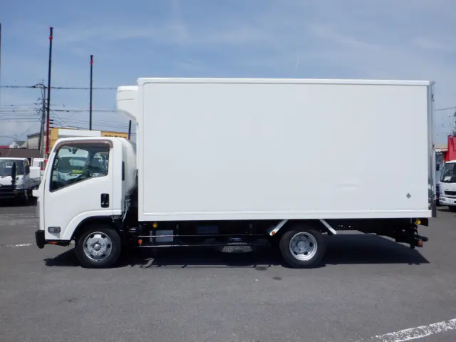 いすゞ エルフ TPG-NPR85AN(2WD)の写真16