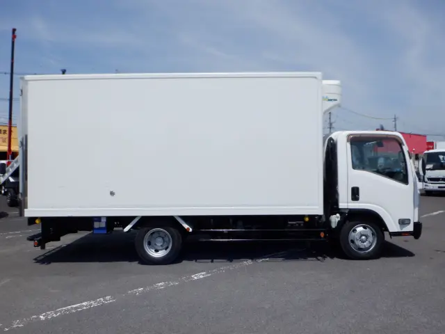 いすゞ エルフ TPG-NPR85AN(2WD)の写真17