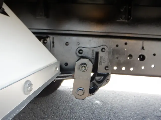いすゞ エルフ TPG-NPR85AN(2WD)の写真27