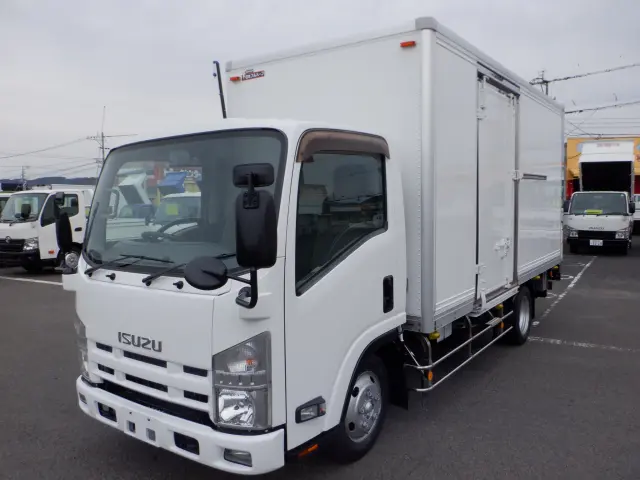 いすゞ エルフ TKG-NMR85AN(2WD)の写真1