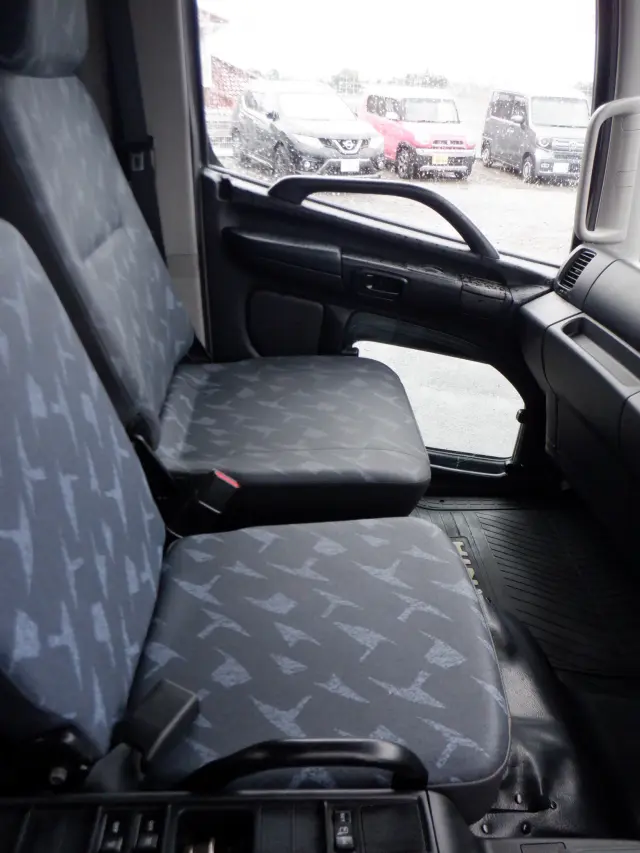 日野 レンジャー TKG-FD9JLAA(2WD)の写真38