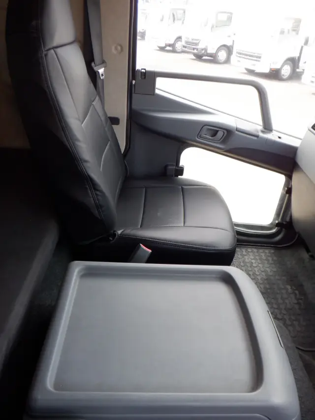 三菱 ファイター TKG-FK61F(2WD)の写真37