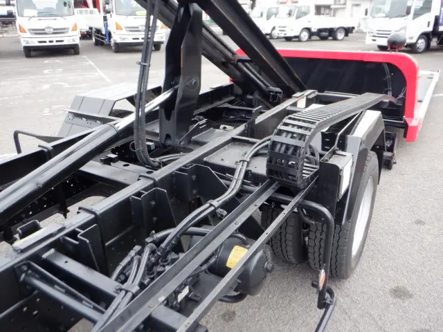 いすゞ エルフ TRG-NPR85AN(2WD)の写真24