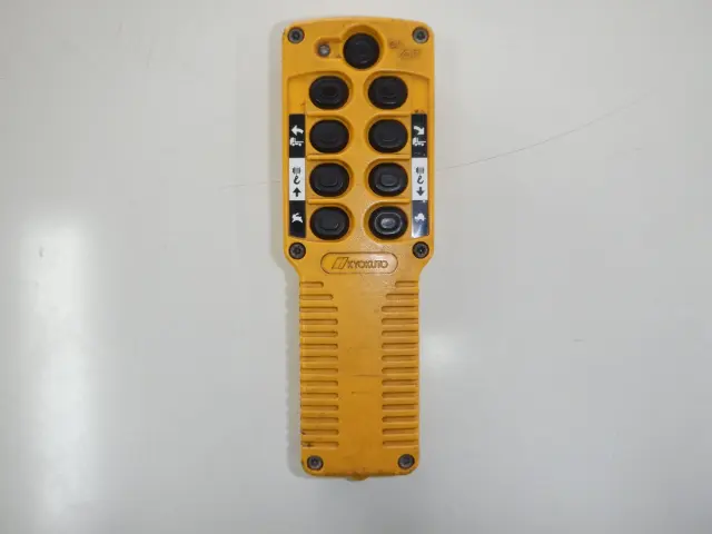 いすゞ エルフ TRG-NPR85AN(2WD)の写真27