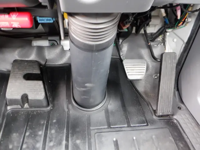 いすゞ エルフ TRG-NPR85AN(2WD)の写真48