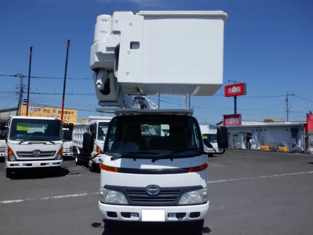 日野 デュトロ BDG-XZU354E(2WD)の写真4