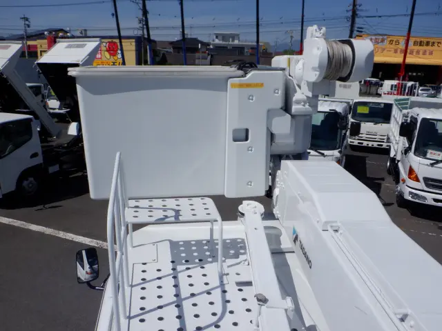 日野 デュトロ BDG-XZU354E(2WD)の写真10